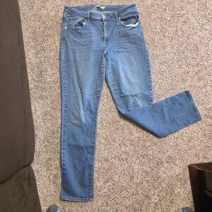 Levi’s Classic Mid Rise Skinny Jeans – Size 14